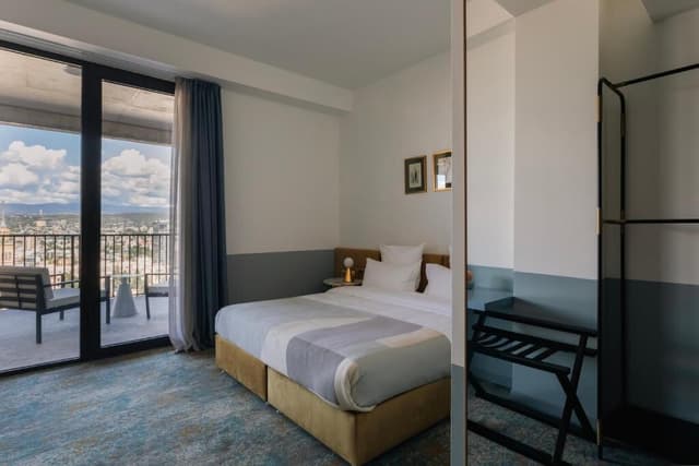 hotel-image